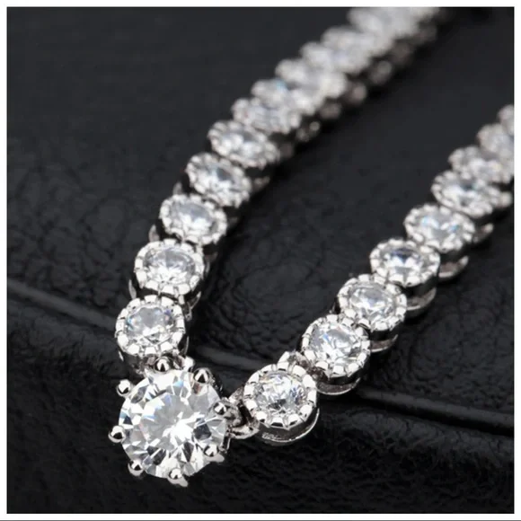 🌺 The Natlah Swarovski Crystals Tennis Necklace Earring Set - Picture 2 of 6